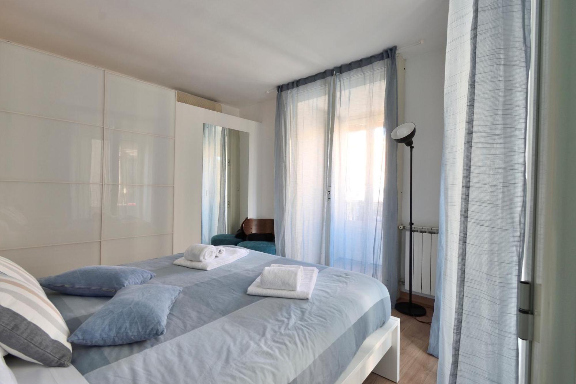 Apartment La Casa Di Carta In Piazza Stesicoro Catania